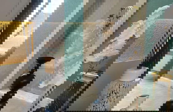 Golden Balcony Hotel - Photo 3