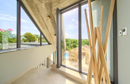 Luxury Jerini Estate - Photo 40