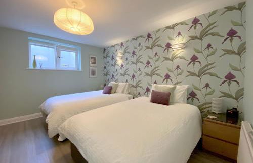 The Garden Apartment, Near Airport & City - Foto 13