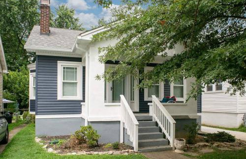 Minutes from U of L & Expo Center-Cozy-Updated-Family Friendly - Foto 1