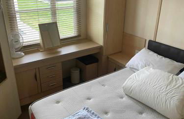 PG101 6 BERTH DELUXE ON THE GOLDEN PALM CHAPEL st LEONARD PG101 - Foto 8