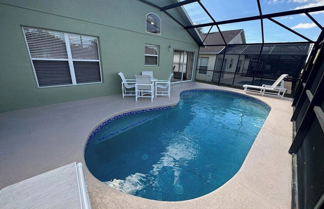 Completely Updated Villa, Private Pool, Beautiful! - Photo 15