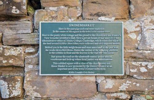 The Old Weigh House - Photo 26