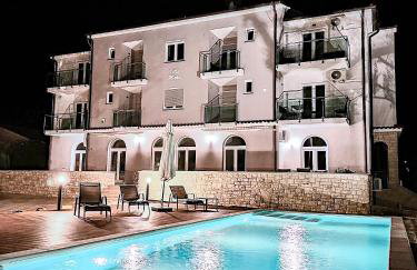 Villa Mirko - Photo 1