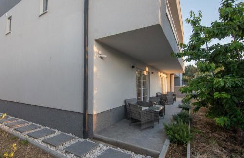 VILLA OCEAN BREEZE with pool - Foto 41