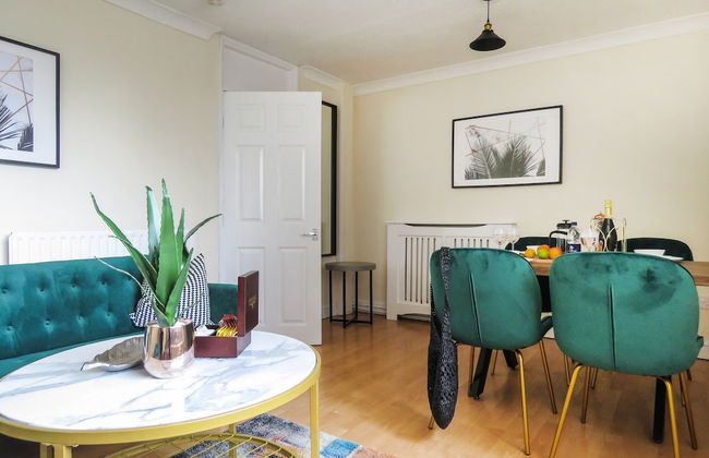 Three Bedroom Duplex Balcony and Parking - Foto 10