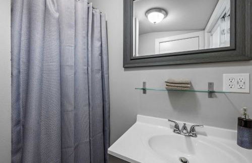 Bright & Chic 1st Flr Studio - Short-Midterm Stays - Foto 11