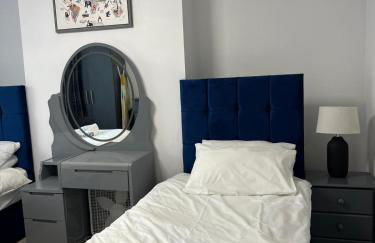 Beautiful 2-bedroom in Grays close to Lakeside - Foto 21