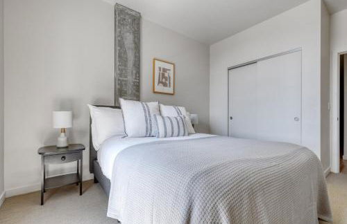 Downtown Bellevue 2BR w Lounge Gyms nr shops SEA-122 - Foto 10