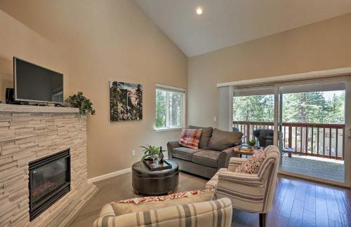 1 Mi to Skiing and Beaches Incline Village Home! - Foto 1