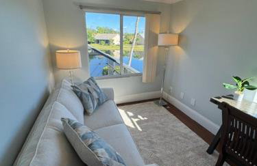 Spacious Naples Lakefront Pool Home Minutes from Downtown! - Foto 18