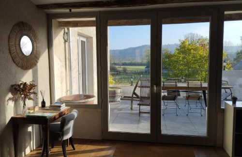 confortable maison familiale à l'entrée du village médiéval - Foto 2