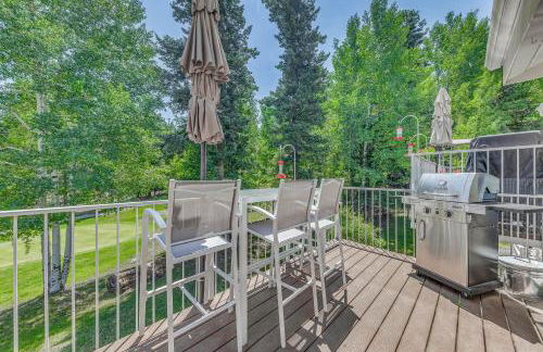 Cloudcroft Townhome on Golf Course with Deck! - Foto 1