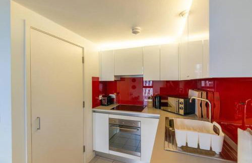 City SuperHost - Beautiful Canal Facing Apartment - Foto 28