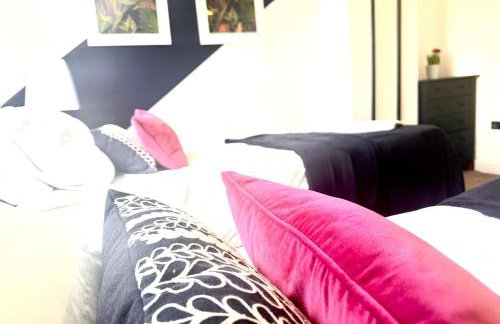 Funky 3-Bed House by Papermill, Deeside - Wirral - Foto 16