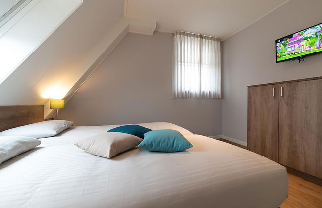 Beautiful Holiday Home With a Whirlpool - Photo 8