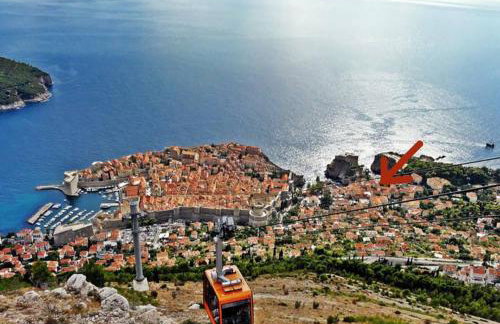 Mediteran with garden next to beach and Old Town - Foto 5