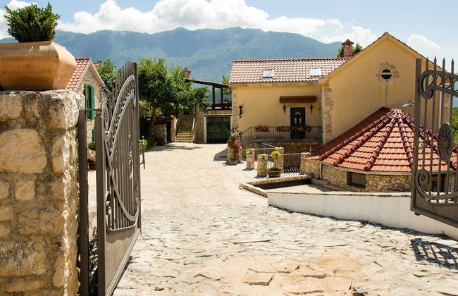 Authentic Dalmatian Hillside Escape With Pool, Sauna & BBQ - Foto 26