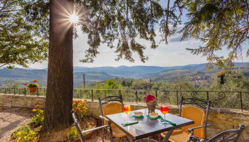 ISA-Farmhouse with swimming-pool in Chianti-area in the middle of Tuscan nature - Foto 1