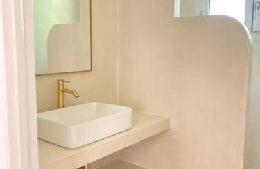 Family Home between Sea and Forest - Foto 8