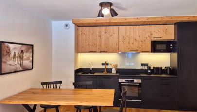 Le Flocon B - Appartement Cosy au pied des pistes - Foto 4, stove, toaster