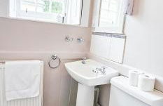 Russel House - 4 Bedroom - The Royal Mile - Photo 11