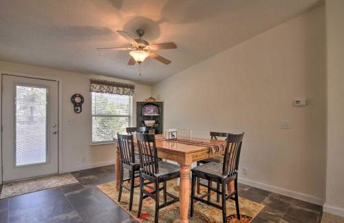 Secluded Boulder House - Next to National Forests! - Foto 7