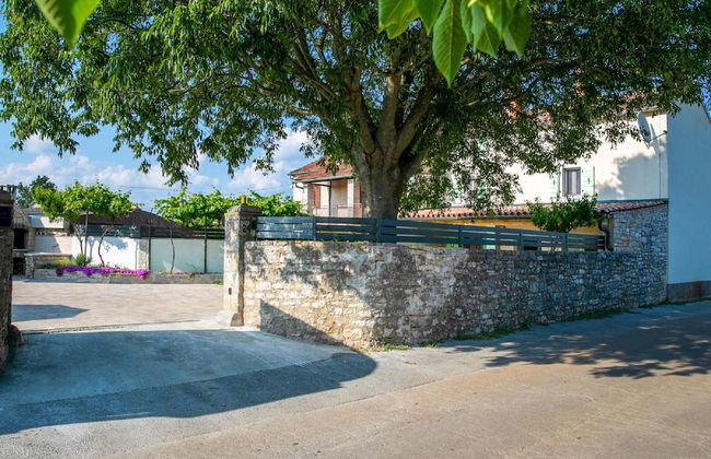 Adorable Holiday Home With Pool and Terrace - Foto 39