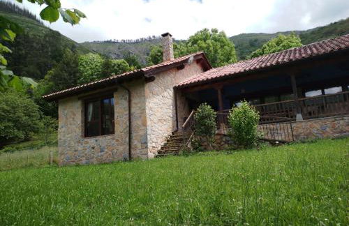 Casa Trasgu de Tornín-Cangas de Onís- Enjoy life in Asturias - Foto 1