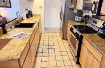 Hot Air Balloon Haven, Hot Tub, King Bed, Office, Foosball, Bball - Foto 42