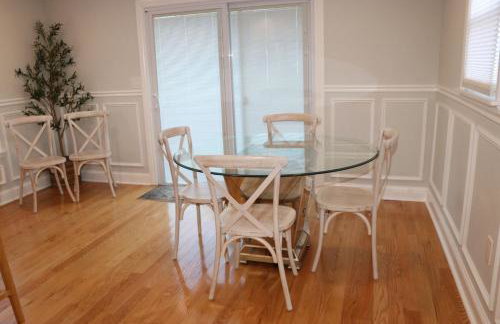Spacious & Elegant 2 bedroom apartment in the heart of Uniondale - Foto 14