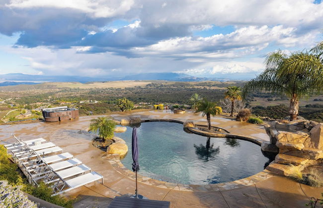 Colina by Avantstay Secluded Mountain Top Oasis w/ Pool, Hot Tub & Putting Green! - Foto 51