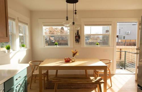 Reno's Biggest Little House - Cozy Home Theatre - Foto 25