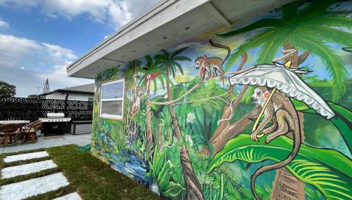 Jungle Cottage with luxury pool, hot tub and more! - Photo 3