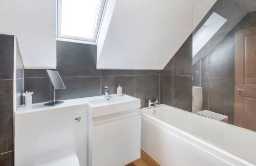 Wallace's Rest - Photo 15