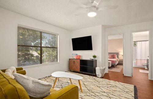 Poolside Oasis, Peaceful Retreat -20 min to Austin - Foto 17