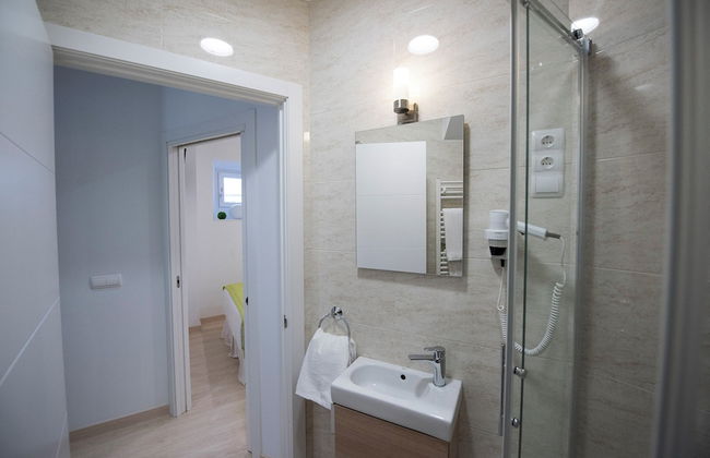 BOLBORETA APARTMENTS BY COMO EN CASA - Photo 47