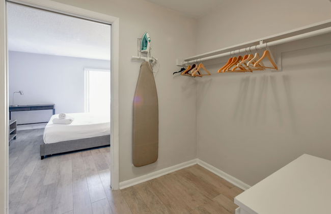 Artrageous on the river By RocketStay - Photo 21