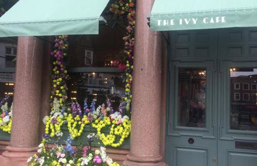 Wimbledon Town Centre Garden Apartment with private parking - Sleeps 5 - Foto 23