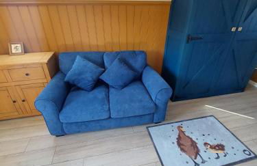 Cosy Countryside Cabin - Sleeps 2 Parking & Farm - Foto 18