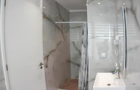 Exceptional villa in Vila Franca Do Campo with private pool - Photo 20