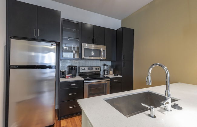 Luxury Med Center Fully Equipped King Sized Bed Condos - Foto 34