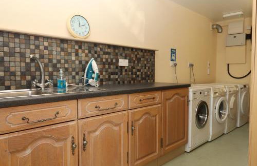 Sherway Coach House - Photo 34