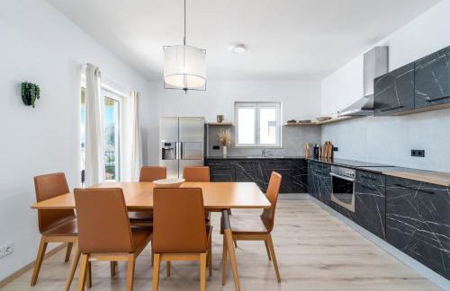 Villa Atopos with heated private pool, 5 bedrooms, Cinema room, panoramic sea views - Foto 14