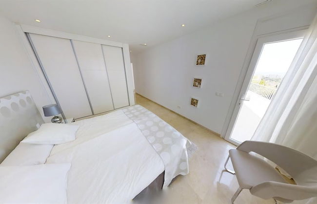 Exquisite Villa Near Beach - Heated Pool - Foto 2