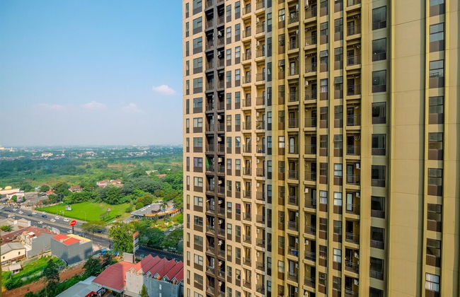 Cozy Living And Homey Studio Transpark Cibubur Apartment - Foto 23