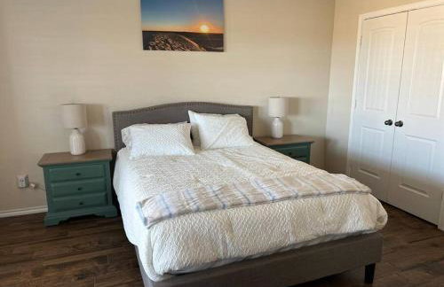 HotTub-King Bed -Fire pit-BBQ-Pristine Kitchen - Foto 33