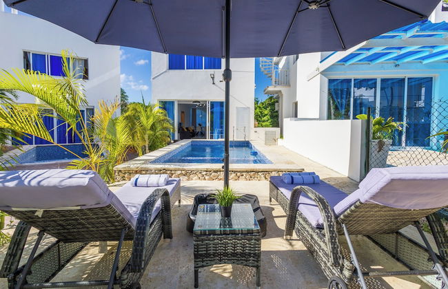 3-BR Villa with Pool & Rooftop Jacuzzi - Foto 62