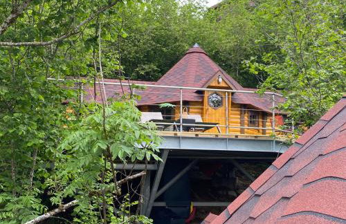 LE TIKI Perché - Foto 1