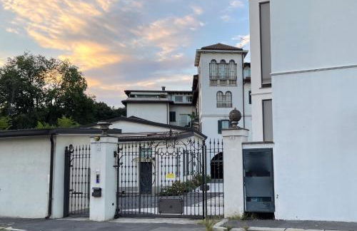 Milano Lambrate 24h check in fully equipped - Photo 15